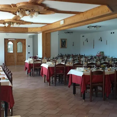 Belvedere Mountain Experience فندق